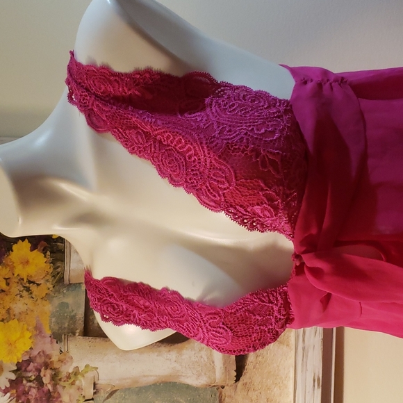 Victoria's Secret Intimate - Picture 3 of 6